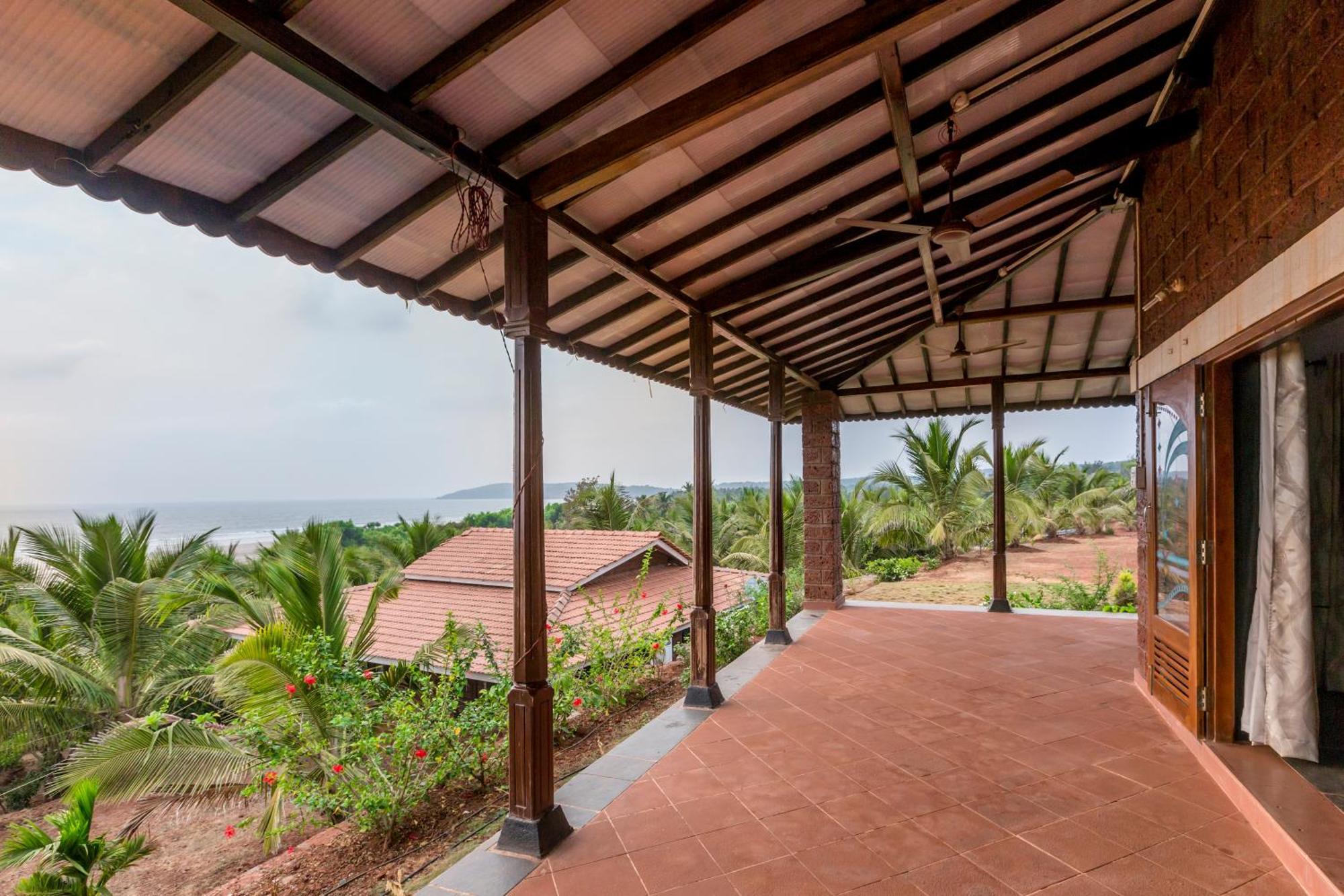 Beachfront Villas Ganpatipule Rum bild